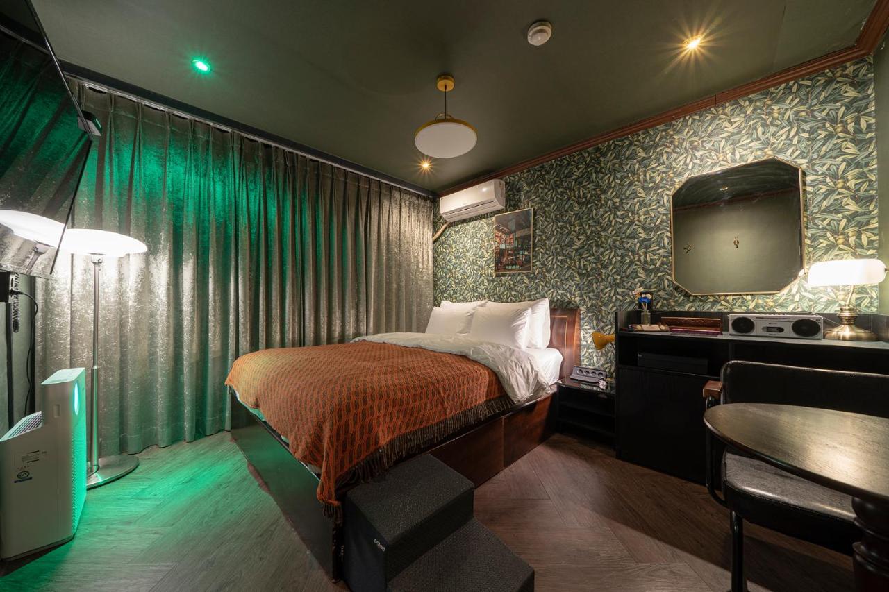 Shourin Hotel Cheonan By Aank Екстер'єр фото