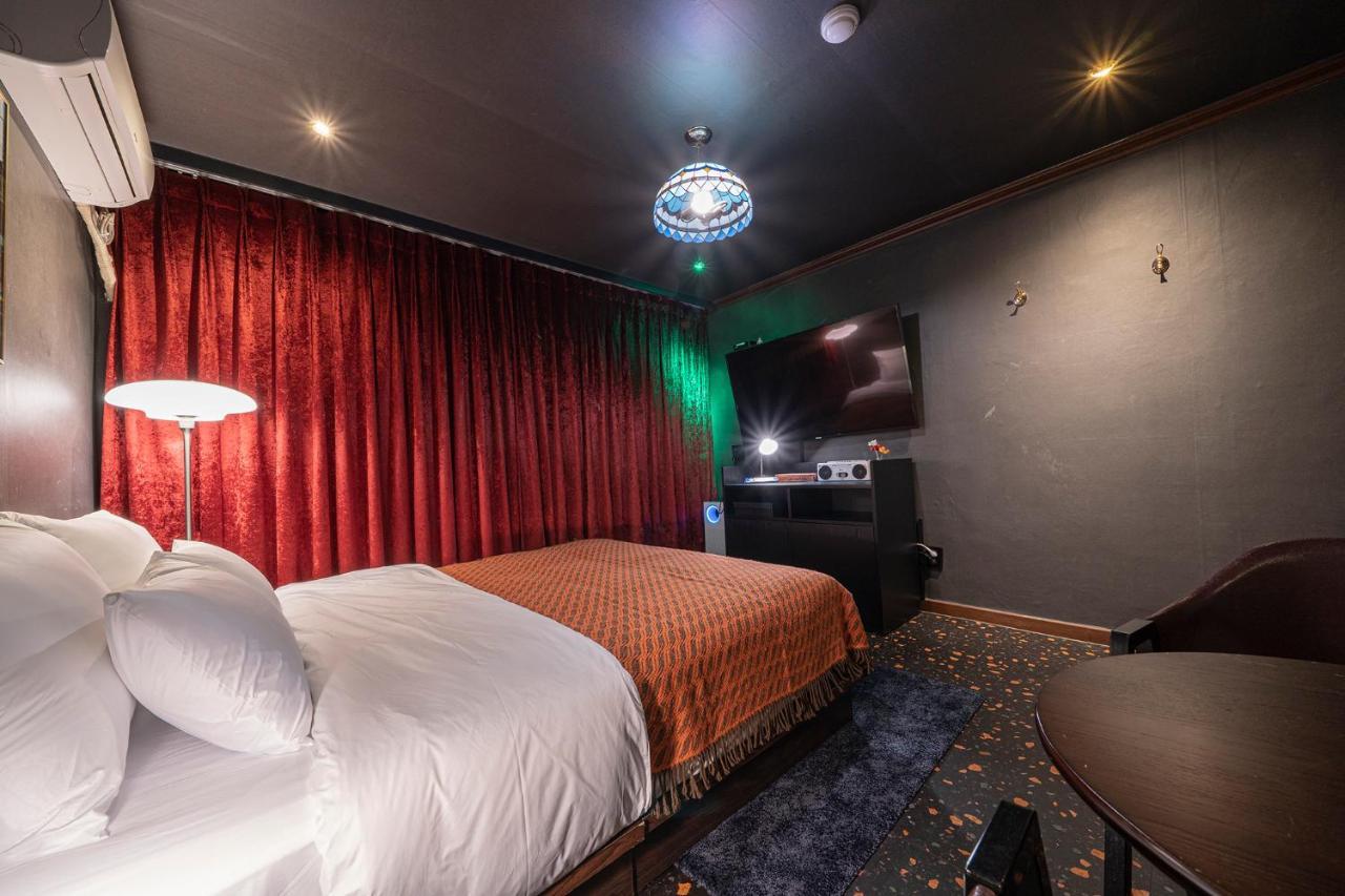 Shourin Hotel Cheonan By Aank Екстер'єр фото