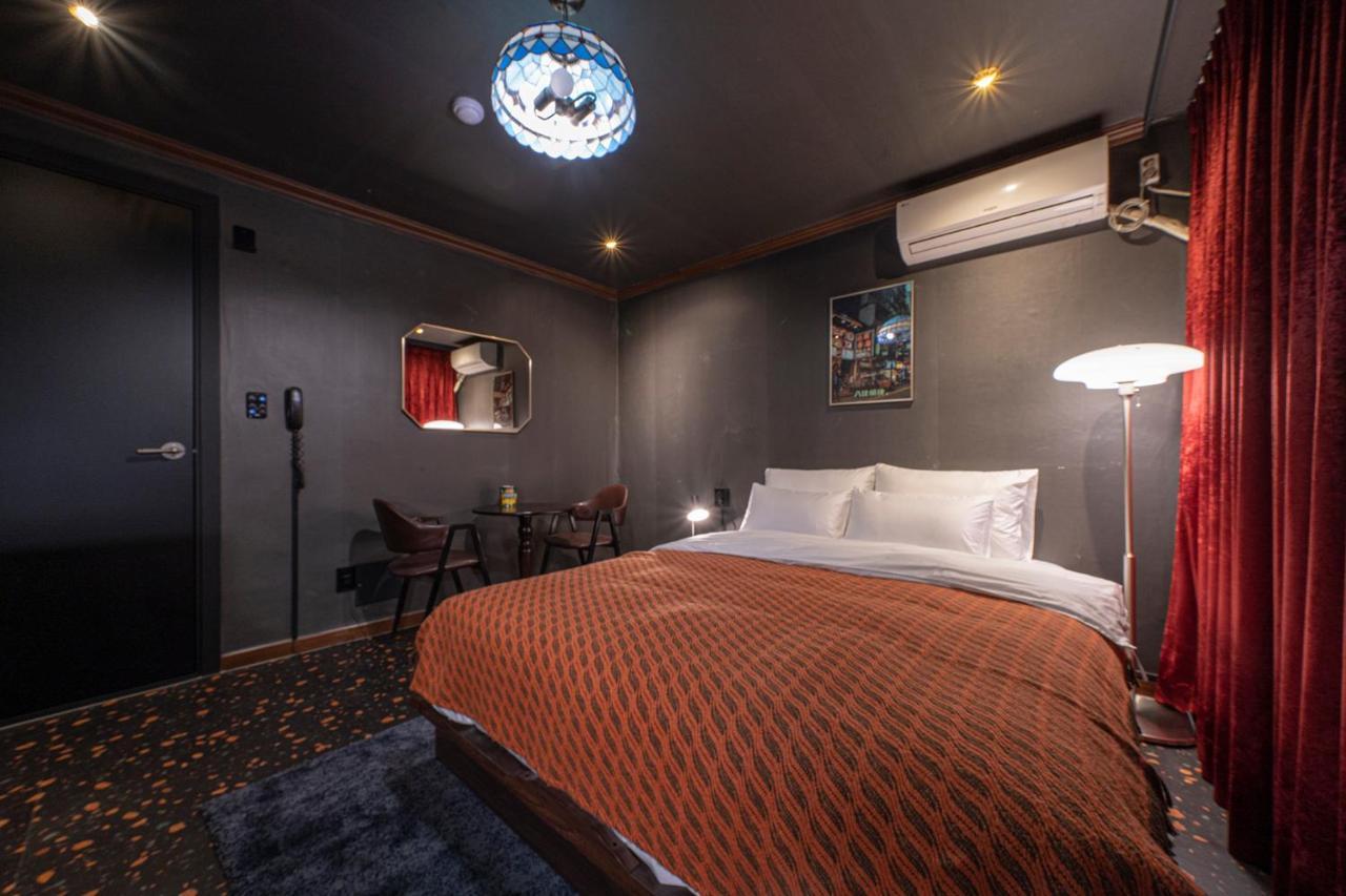 Shourin Hotel Cheonan By Aank Екстер'єр фото